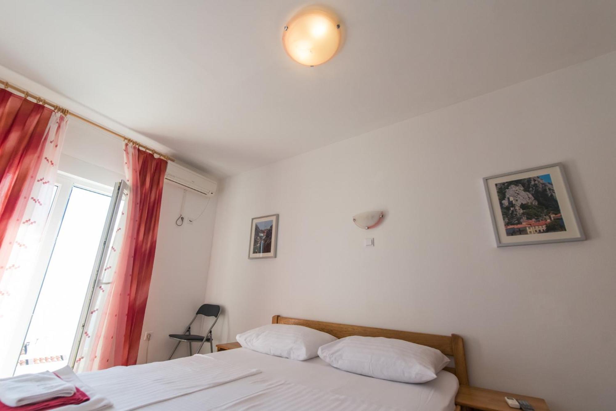 Bed And Breakfast Pero 3 Min Walk To The Beach Lokva Rogoznica Buitenkant foto
